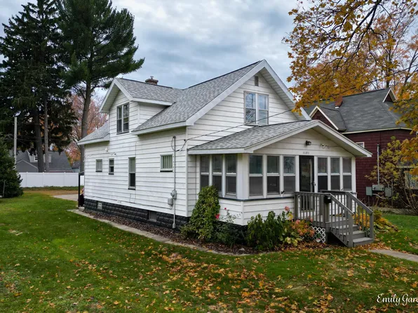 1151 W Dale Ave, Muskegon, MI 49441