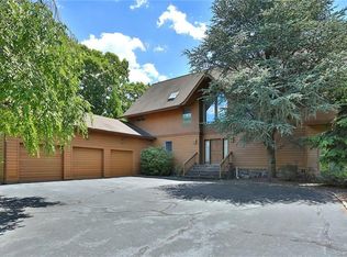 6 Roberts Rd, New City, NY 10956