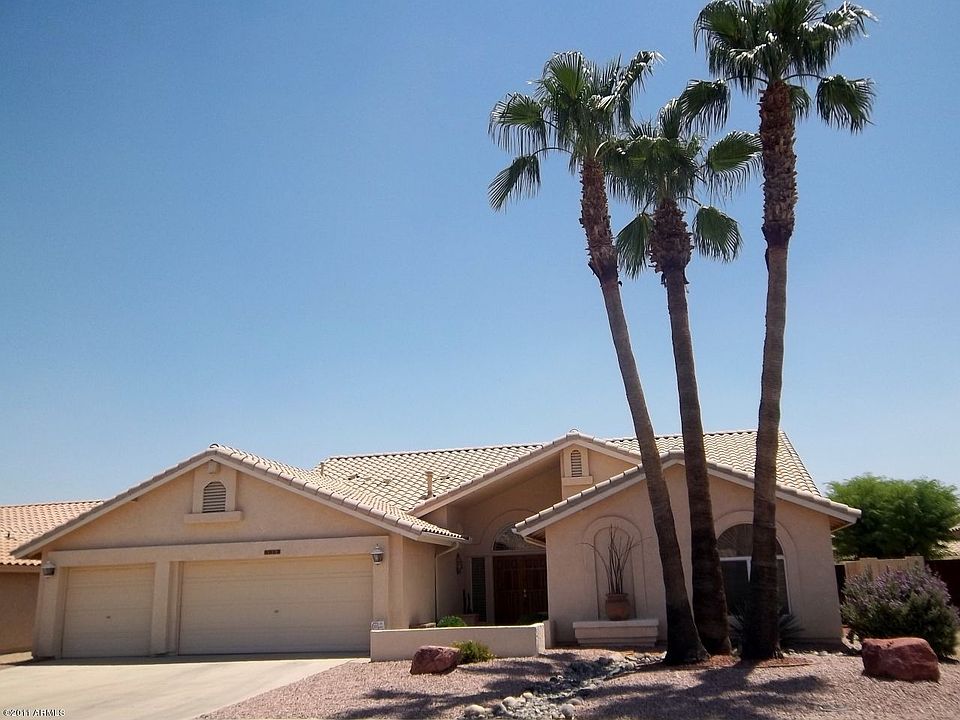 1st image of 8953 W Sequoia Dr