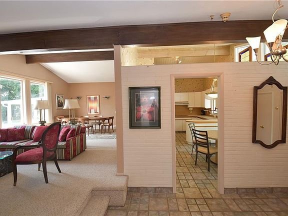 4th image of 24812 Albert Ln