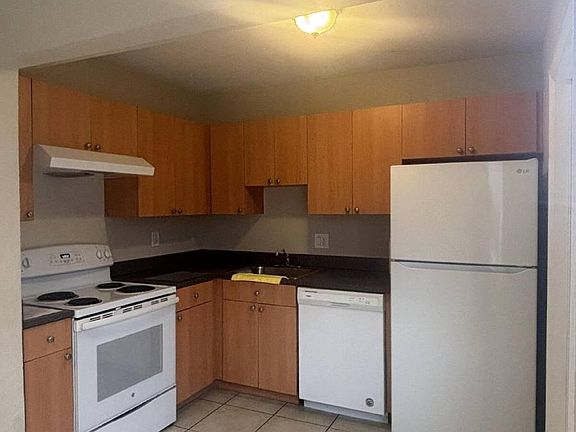 4th image of 4785 NW 9th Dr