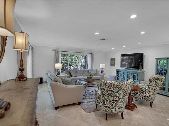 5th image of 813 Cypress Boulevard #V54