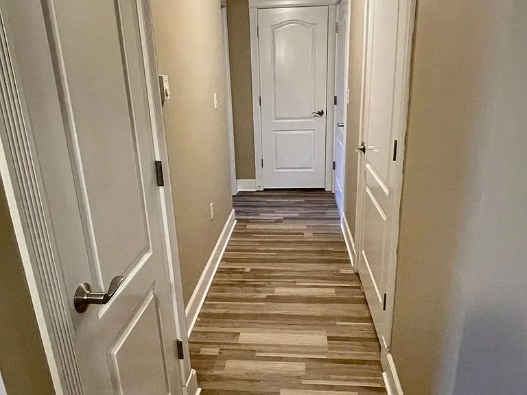 251 W Bakerview Rd #405 — Photo 7