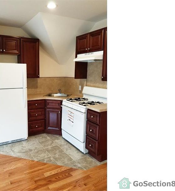 1st image of 260 Targee St #2