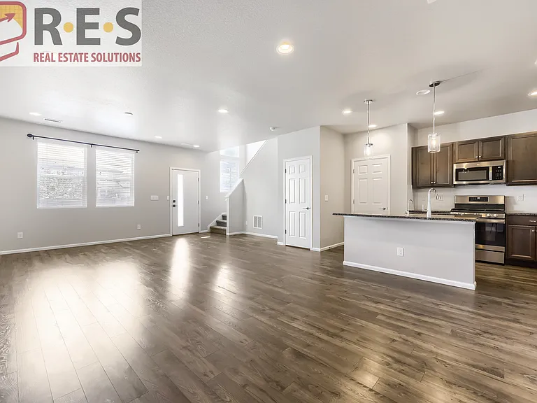 18950 E 65th Ave — Photo 13