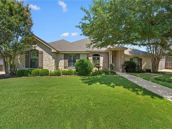 9116 Wolf Creek Dr, Woodway, TX 76712