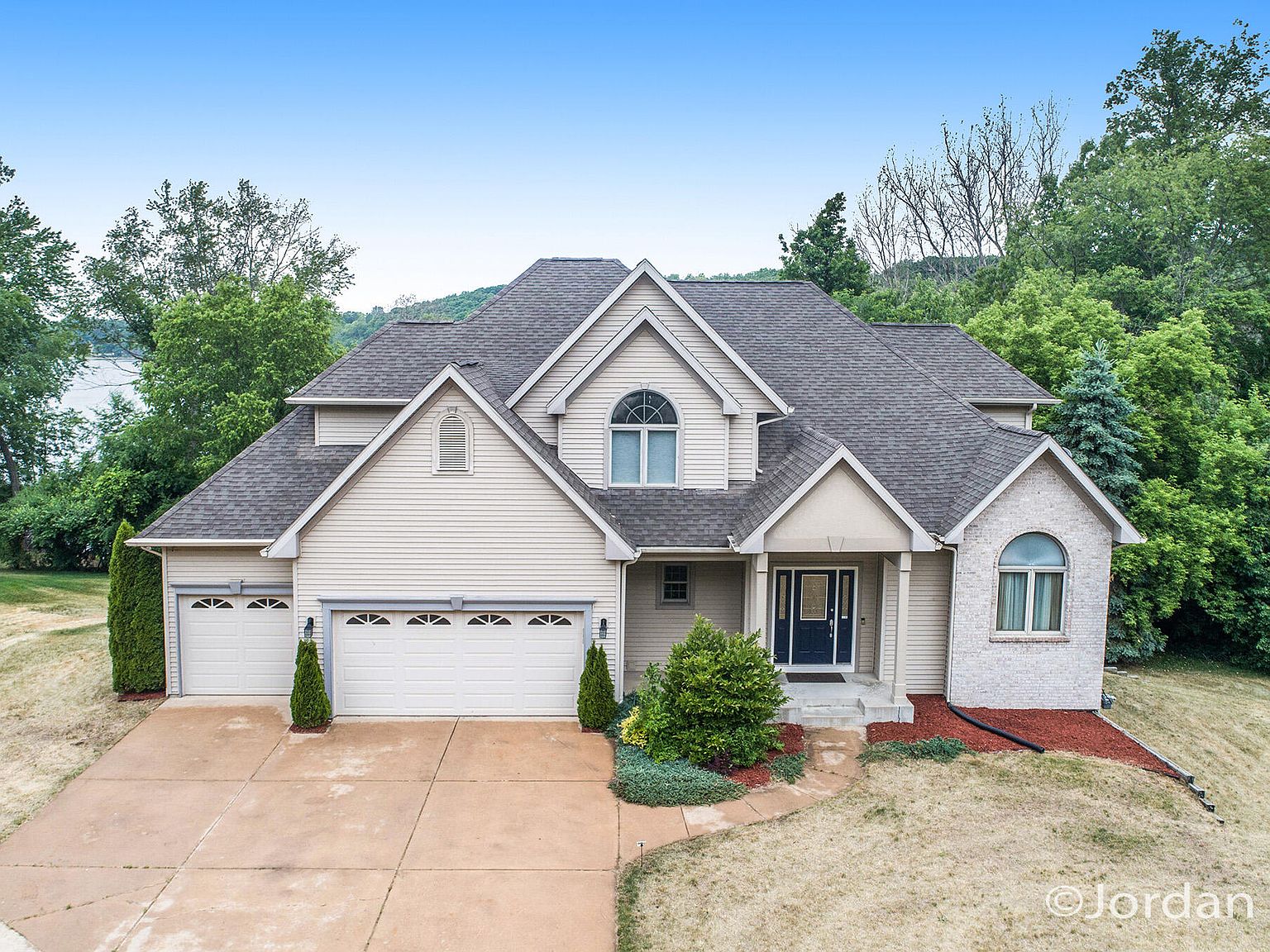 4196 Winding Way, Kalamazoo, MI 49004 Zillow