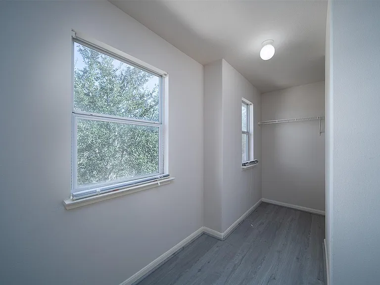 12934 Kingston Point Ln — Photo 17