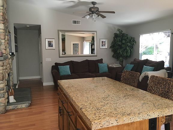 4th image of 1291 Cottonwood Dr