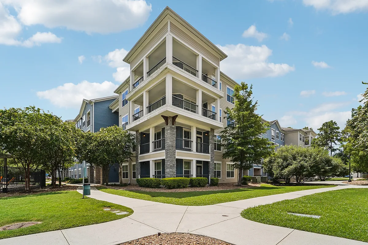 Building Photo - SYNC at Spring Cypress