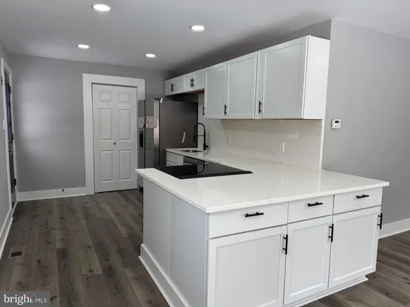 411 Magothy Bridge Rd, Pasadena, MD 21122