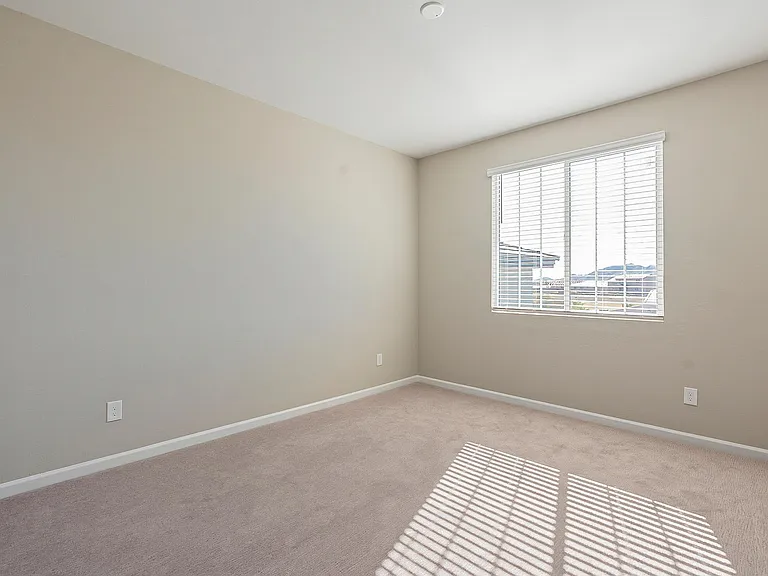 1434 E Pisa Dr — Photo 26