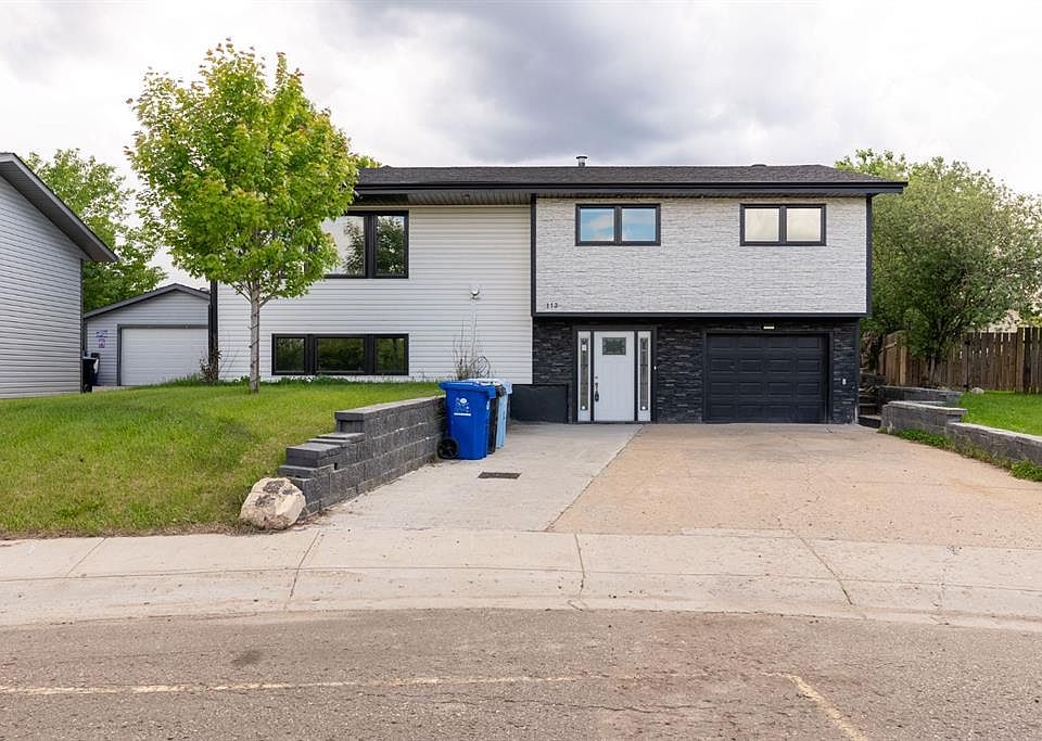 1st image of 113 NE Dundas Rd