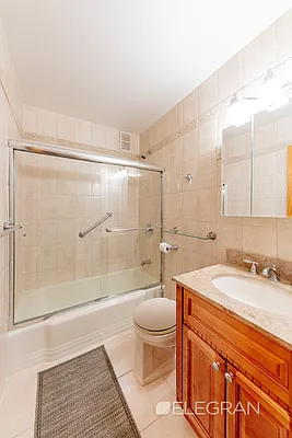 Sold by (Legacy) Elegran | media 31