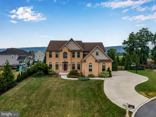 2010 Raptor Ct, Mechanicsburg, PA 17050