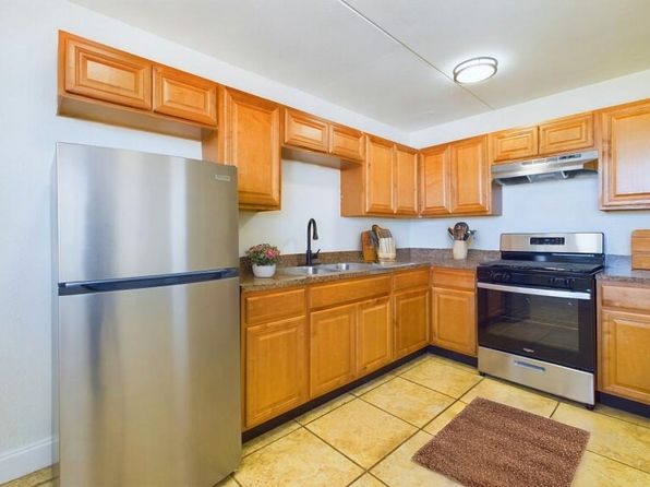 225 Ligustrum Ln #I102