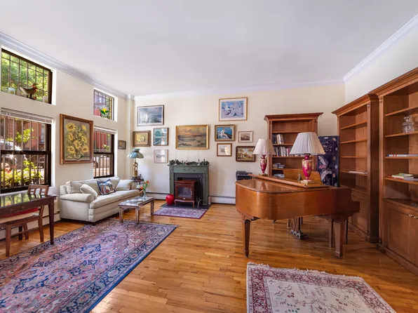 44 West 105th Street image 1 of 6