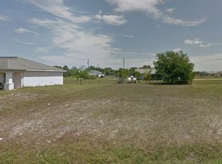 2515 NE 6th Pl, Cape Coral, FL 33909
