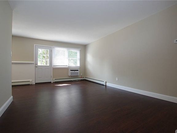 3rd image of 9D Hemlock Dr APT 34