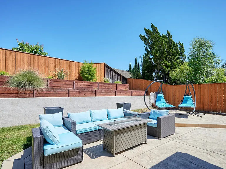 3078 N Saddleback Ct — Photo 37