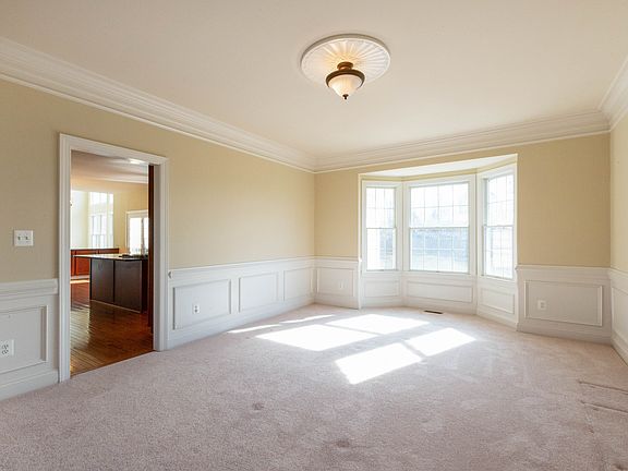 4th image of 43257 Harper Manor Ct
