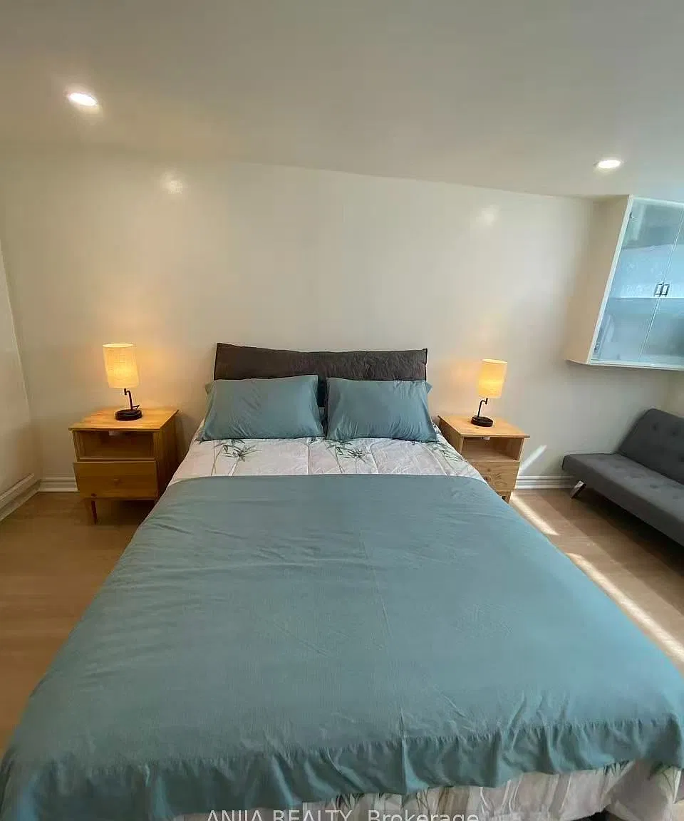 1 bed, $2,000 — Photo 1