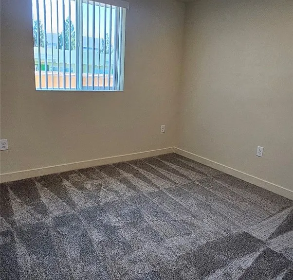 3839 Woodlawn Ave #1/2 — Photo 12