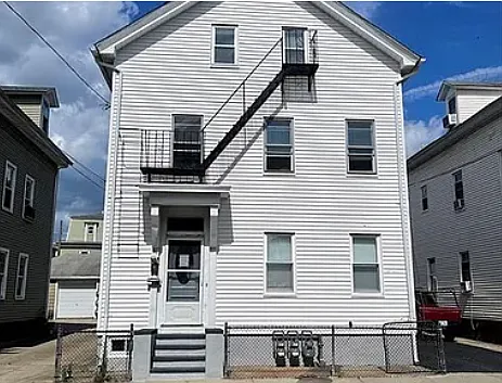 56 Vinton St Photo 1