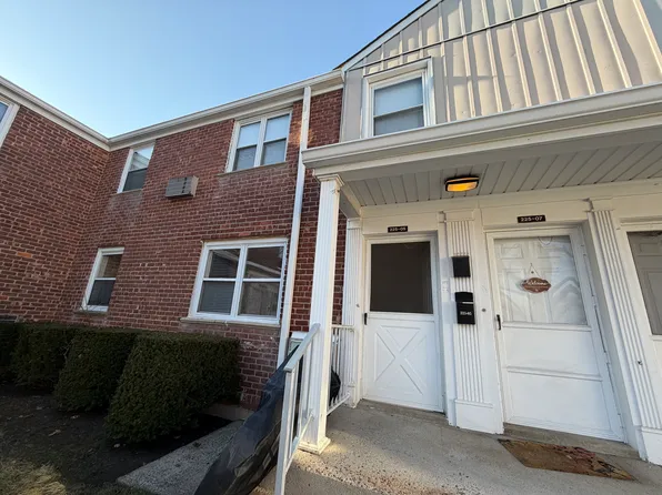 (undisclosed Address), Oakland Gardens, NY 11364