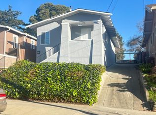 3866 Rhoda Ave, Oakland, CA 94602