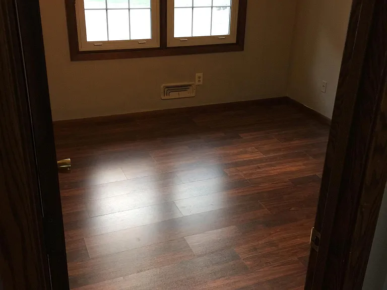 3182 Cleveland Ave N — Photo 5