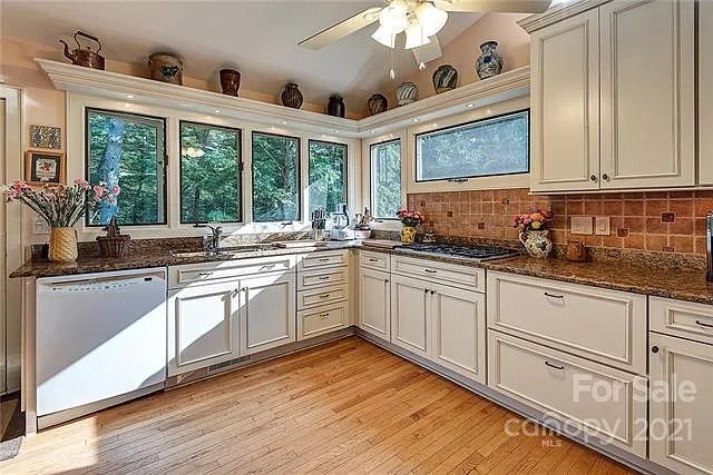 201 Covewood Trl — Photo 13