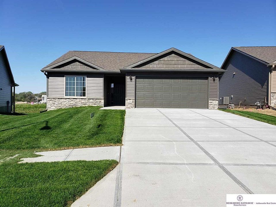 1st image of 2644 N 202nd Ave