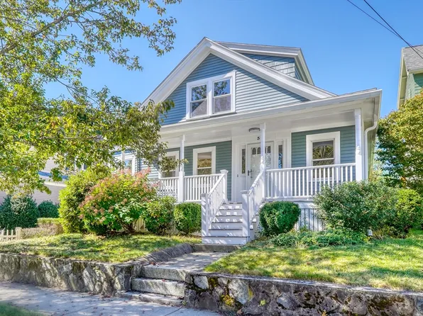 30 Adams St, Melrose, MA 02176