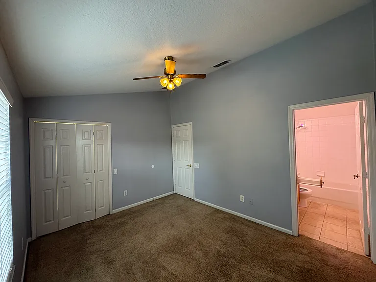 2368 Silver Palm Dr — Photo 7