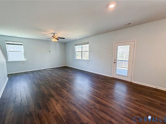 3rd image of 6454 Faulkner Dr