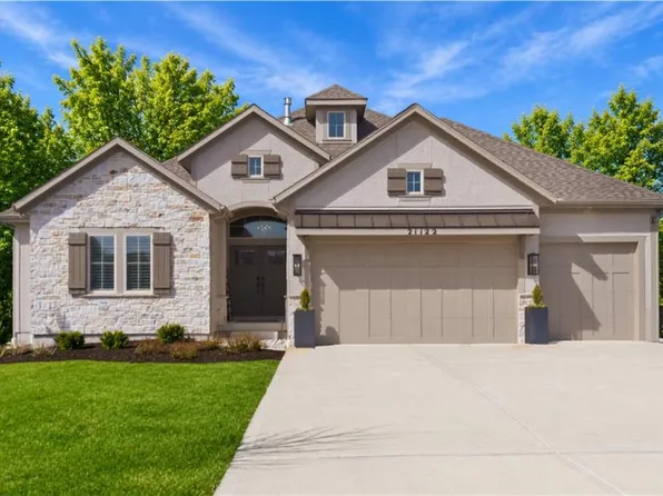 21122 W 189th Ct, Spring Hill, KS 66083