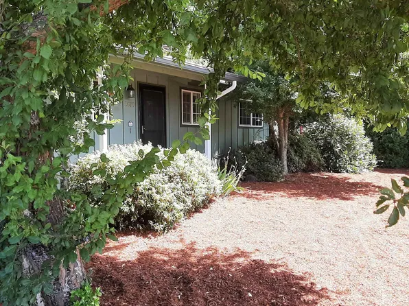 3670 NE Canterbury Cir, Corvallis, OR 97330