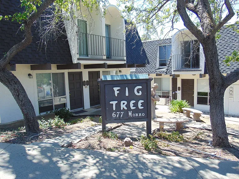 677 Morro St — Photo 1