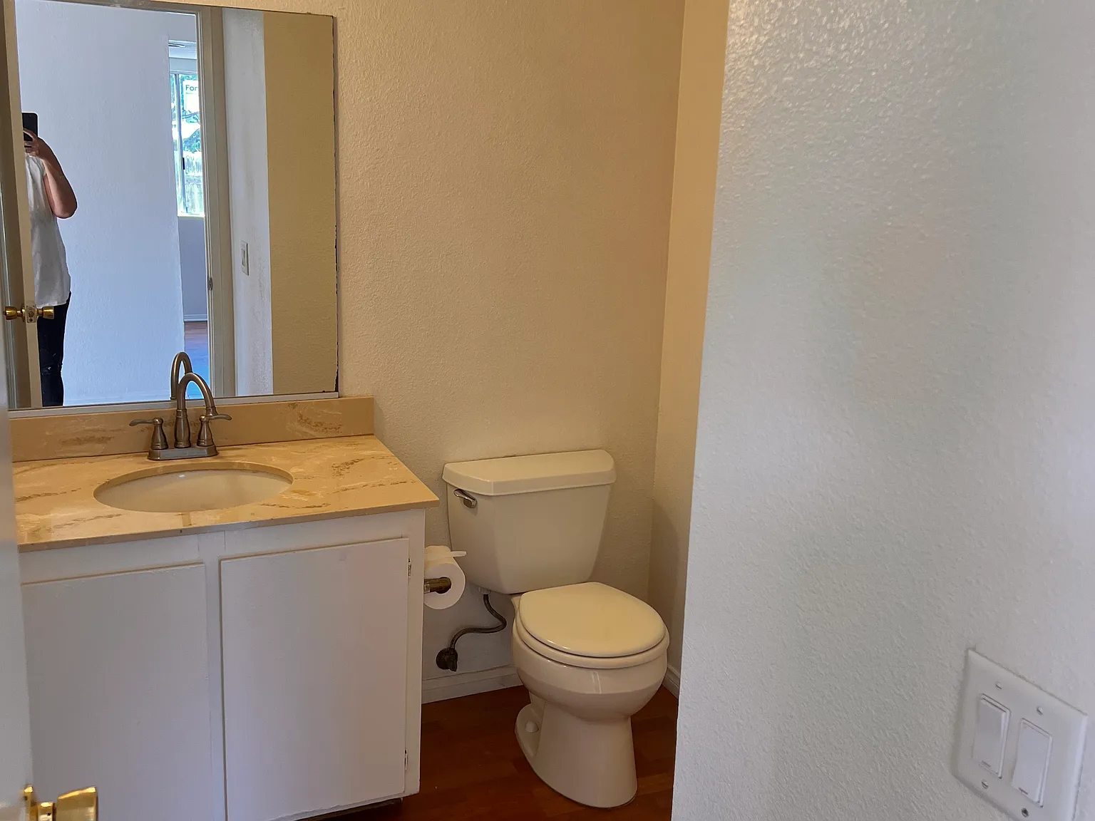 3 bed, 1720 sqft, $3,675 — Photo 3