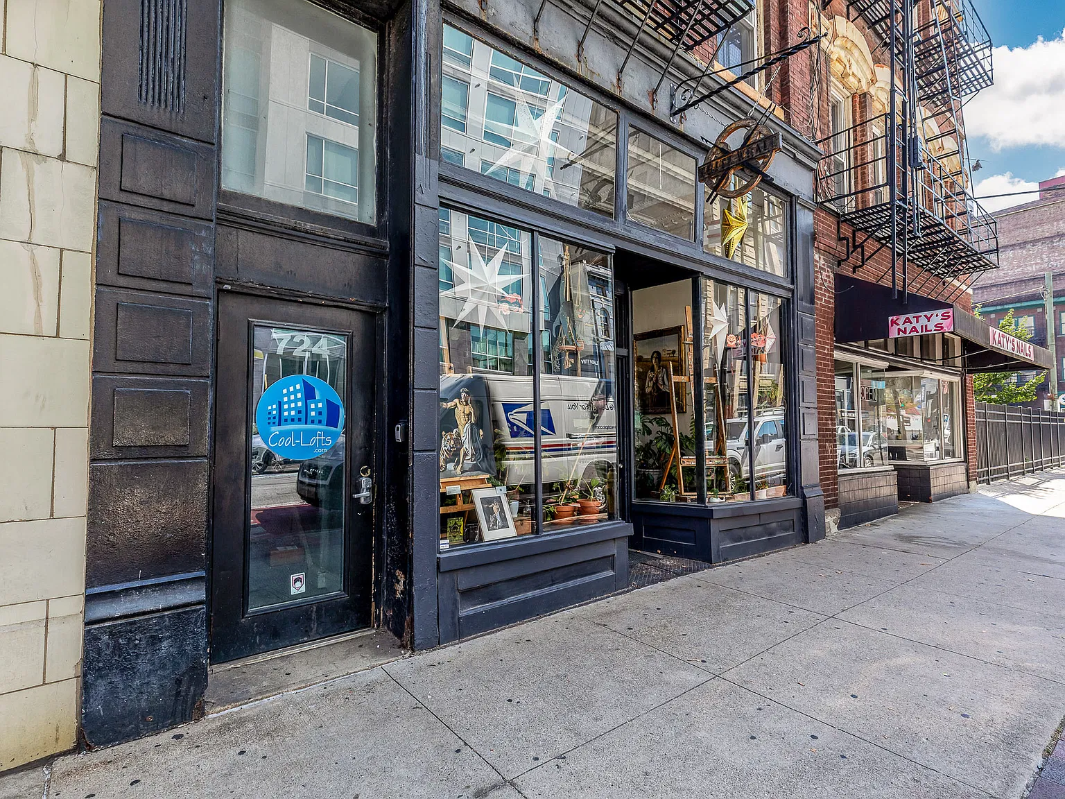 2 bed, $1,800 — Photo 2