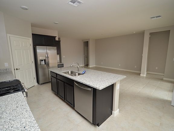 4th image of 12175 E Metz Dr