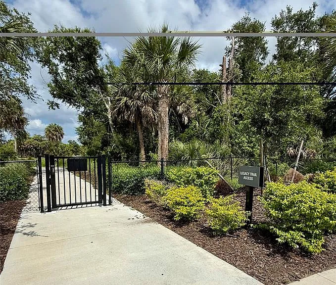 15132 Cuzcorro Ct — Photo 11