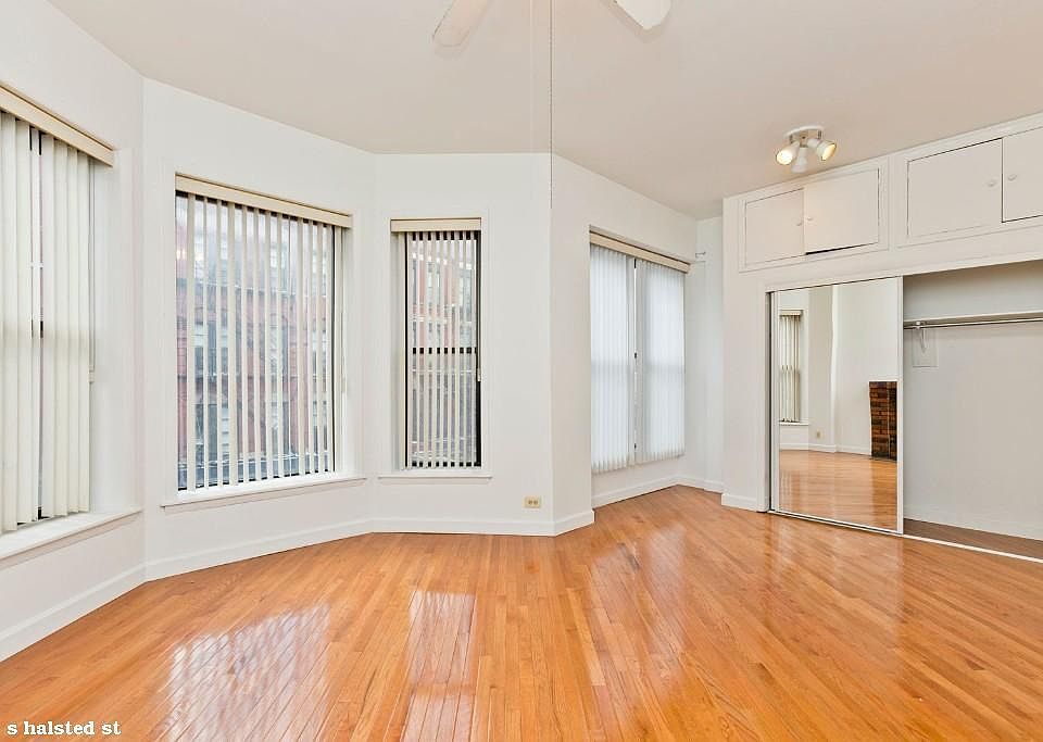 1st image of 301 S Halsted St #1722