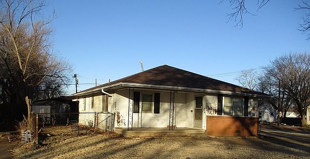 1st image of 300 S Palm St