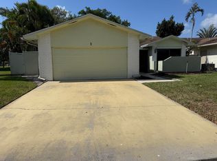 1 Cambridge Pl, Boynton Beach, FL 33426