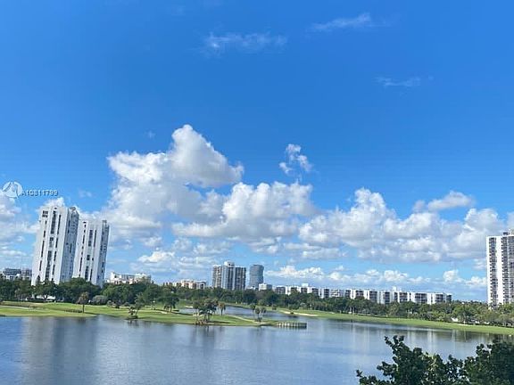 4th image of 20000 E Country Club Dr APT 510
