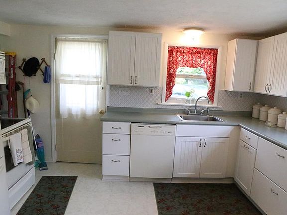 4th image of 665 W Santee Dr