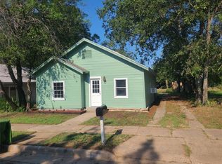 1104 SW 7th Ave, Mineral Wells, TX 76067