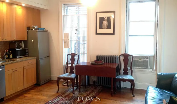 Rented by Town Residential | media 26
